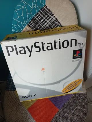 Consola PlayStation 1 SCPH-5552 + Caja