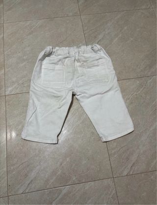 Pantalón corto skinny beige