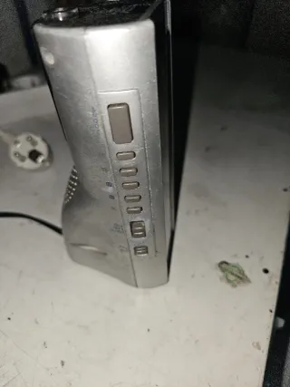 Radio Despertador Digital Plata y Negro