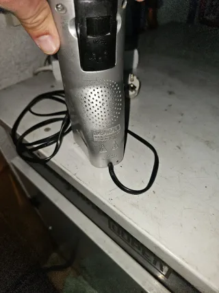 Radio Despertador Digital Plata y Negro