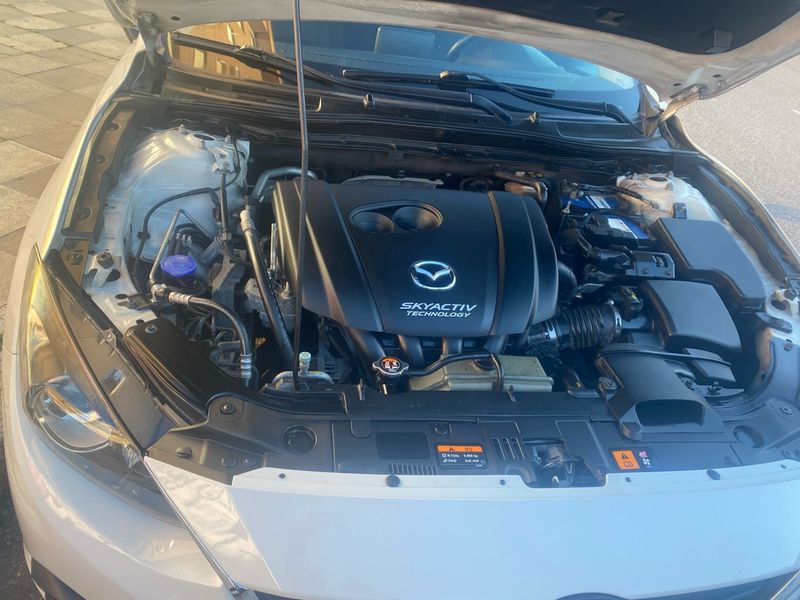 Mazda 3 2015 - foto 1