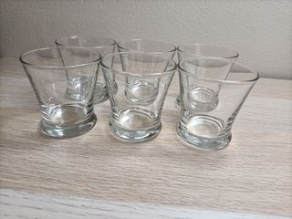 Vasitos de cristal para café