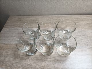 Vasitos de cristal para café