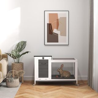 Conejera Exterior e Interior con Ruedas para 1-2 Conejos con Bandeja Extraíble y Múltiples Entradas, Casa para Conejos de Madera de Abeto y Acero, 91X51X66 Cm, Gris Blanco y Negro