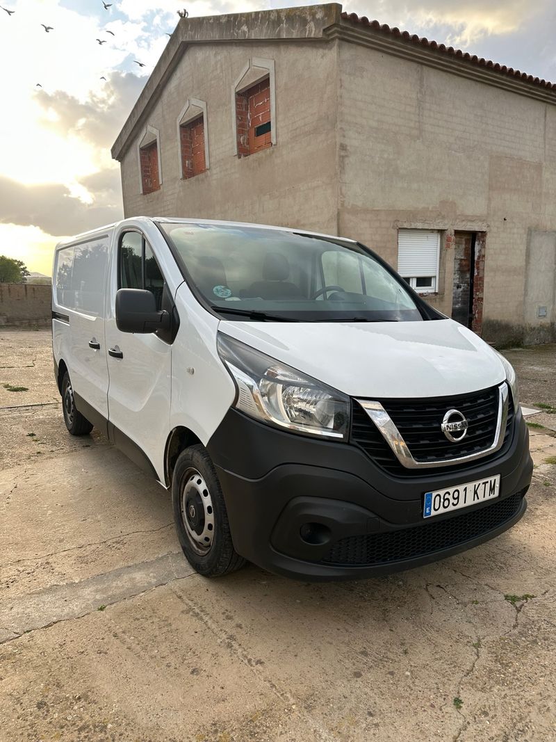 Nissan NV300 2019 - foto 1