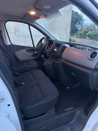 Nissan NV300 2019