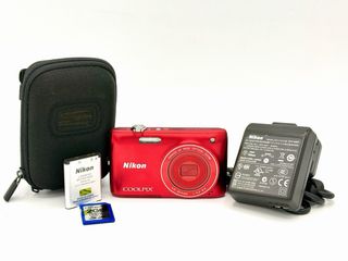 Cámara Nikon Coolpix S4150 Roja