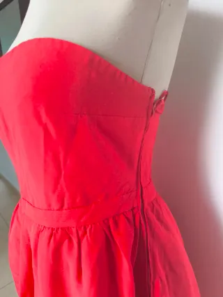 Vestido rojo strapless fiesta