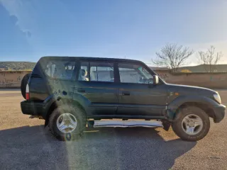 Toyota Land Cruiser 90 2002