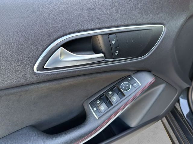 Mercedes Clase CLA 180 Shooting Brake AMG