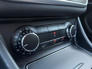 Mercedes Clase CLA 180 Shooting Brake AMG