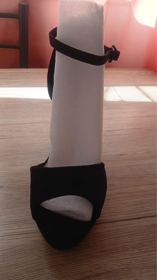 Sandalias de cuña negras