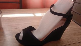 Sandalias de cuña negras