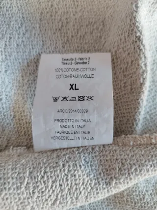 Vestido con encaje Please T. L.