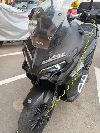 Keeway Vieste XDV 300 Negra/Plata