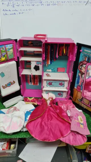 Armario Nancy con 6 prendaa