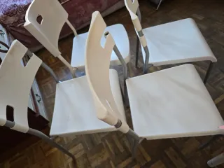 Juego de 4 sillas de salón