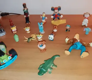 Lotto Personaggi e Macchinine Disney