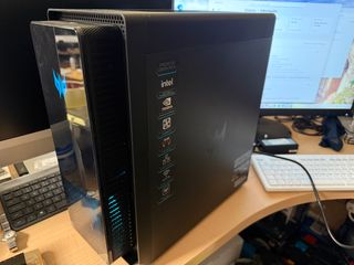 Predator Orion 3000 PO3-655 i7-14700 RTX 4060