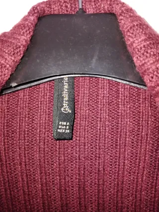 Chaqueta roja de punto