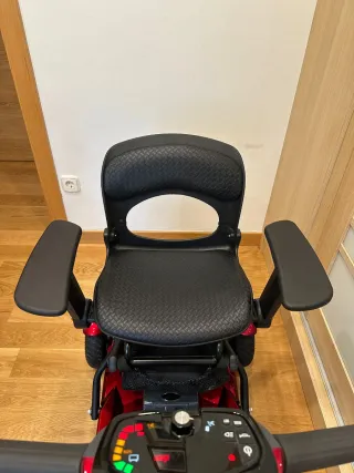 Scooter de movilidad reducida plegable