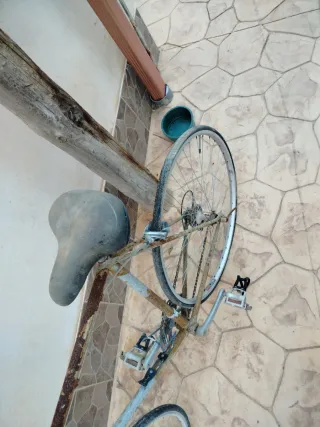 3 Bicicletas para piezas o reparar