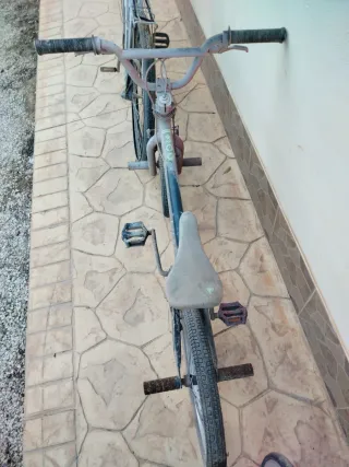 3 Bicicletas para piezas o reparar