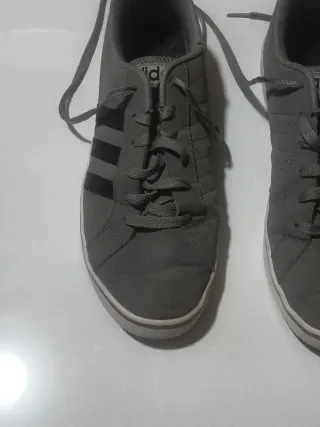 Zapatillas Adidas grises