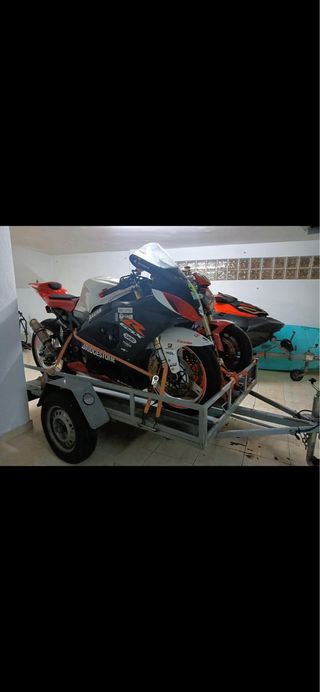 Remolque 3 motos con rampa