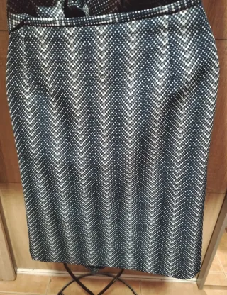 Traje de chaqueta y falda Isabella