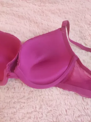 Sujetador Push Up Fucsia 90C Nuevo