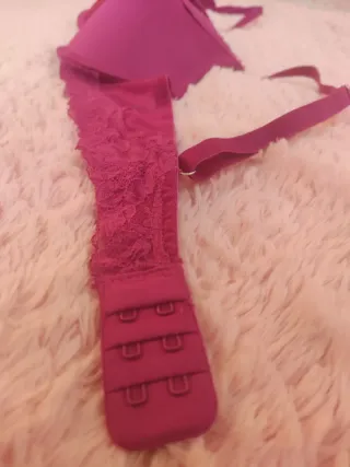 Sujetador Push Up Fucsia 90C Nuevo