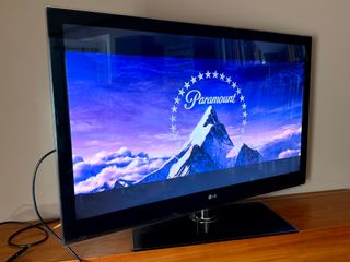 Televisor LG 42" Full HD - Modelo 42SL9500-ZB