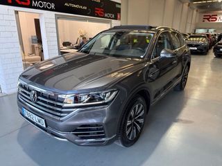 Volkswagen Touareg 3.0 v6 TSI 381 cv hybrid techo