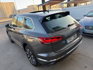 Volkswagen Touareg 3.0 v6 TSI 381 cv hybrid techo