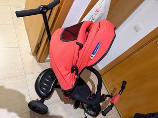 Triciclo infantil rojo