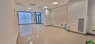 Local comercial en venta en San Ignacio-Elorrieta en Bilbao