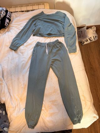 Conjunto chándal verde