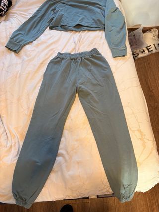 Conjunto chándal verde