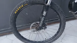 Bicicleta Eléctrica Montaña Cannondale