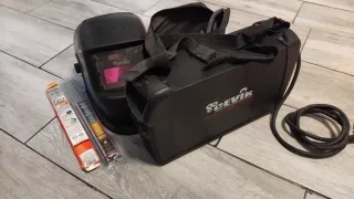 Máquina de soldar GCEVIK + careta y electrodos
