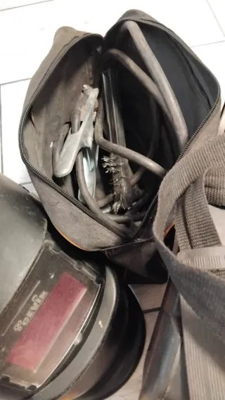 Máquina de soldar GCEVIK + careta y electrodos