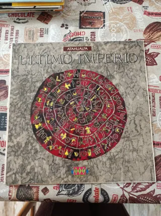 Vinilos a 5€ cada uno.