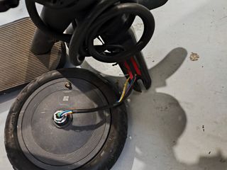Xiaomi Scooter 4 - 139 Ciclos - Piezas o reparar