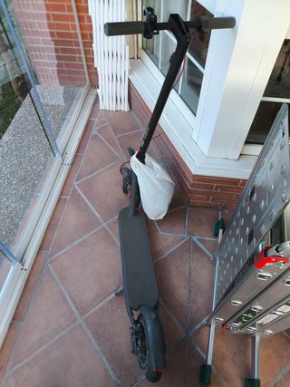 Xiaomi Scooter 4 - 139 Ciclos - Piezas o reparar