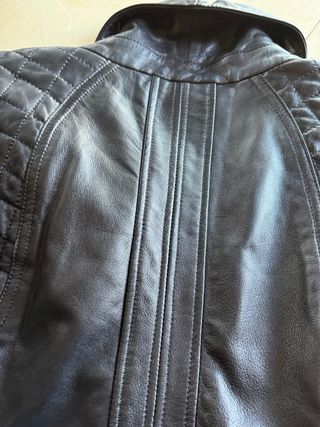 Cazadora de cuero EDC negra