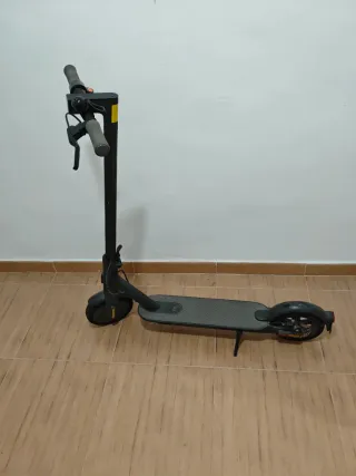 Patinete Eléctrico Negro