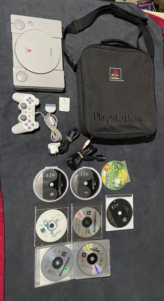 Consola PS1 Sony + 8 Juegos