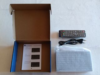 Televisor LCD Sharp 32 pulgadas, negro.