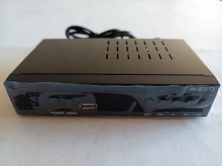 Televisor LCD Sharp 32 pulgadas, negro.